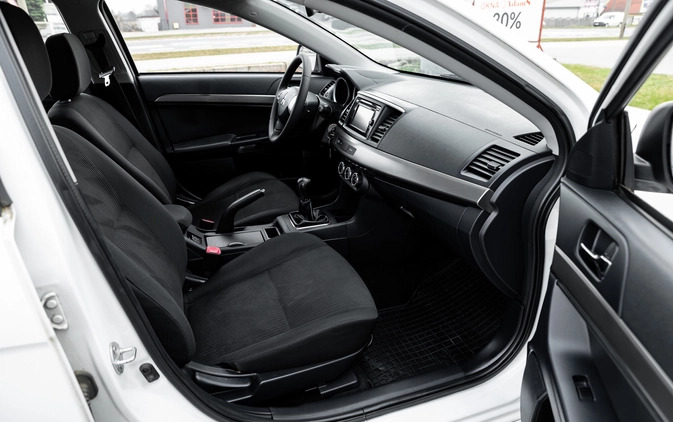 Mitsubishi Lancer cena 32900 przebieg: 150000, rok produkcji 2014 z Radom małe 596